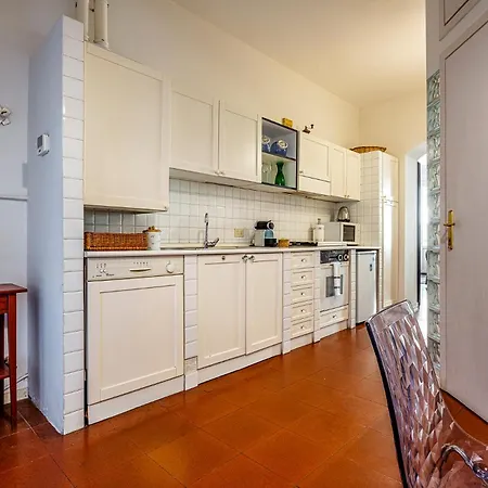 Brand New 1 Bedroom In Brera Apartment