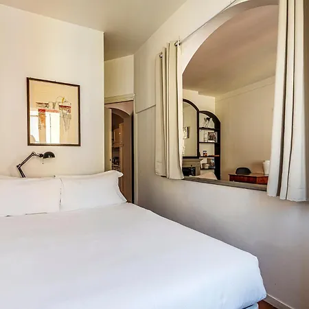 Brand New 1 Bedroom In Brera Apartment *
